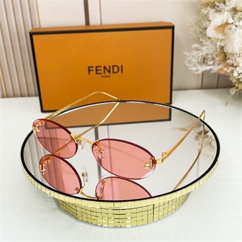 Fendi sunglass-370